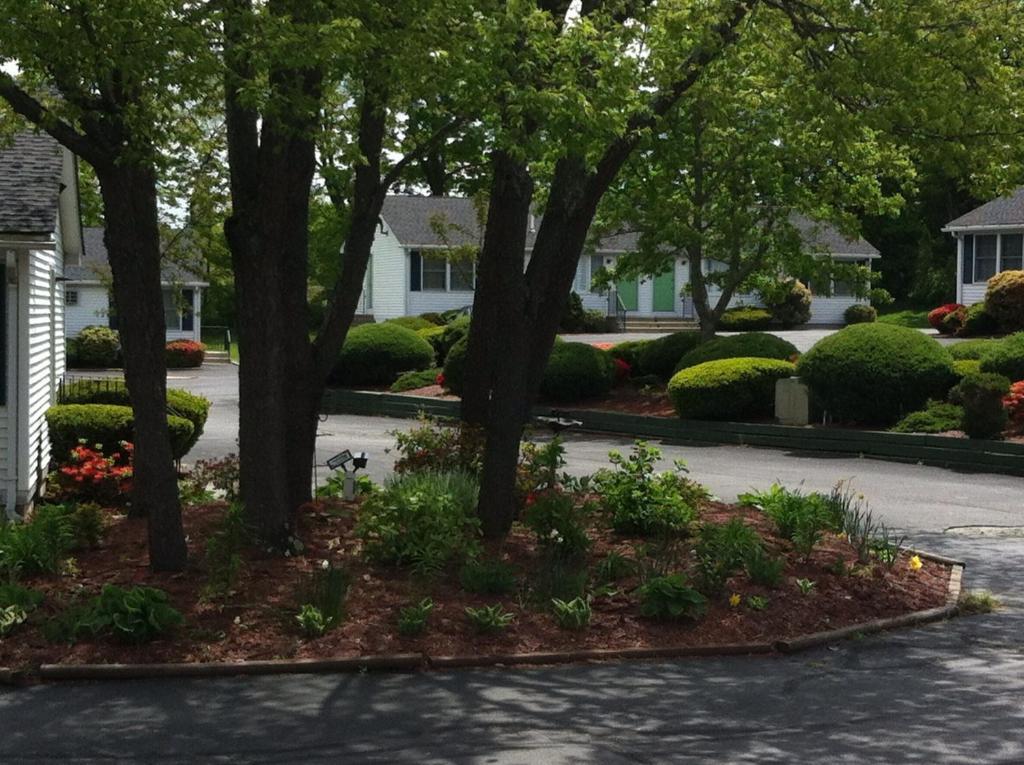 Founder'S Brook Motel And Suites ポーツマス エクステリア 写真